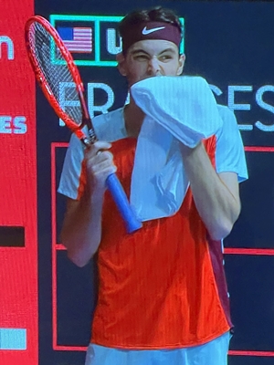 85CBC2D6-50DB-47D2-8886-4B2977367B86