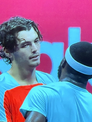 B466BB66-E086-425F-AA33-03558E4D3756