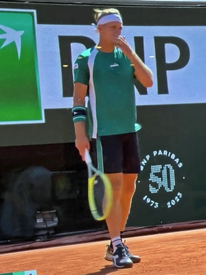 6ECAF884-06A6-44D5-9855-2B2F580BA66C