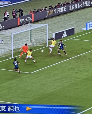 04BEECDC-2F08-4710-8A2C-2029C92FC756