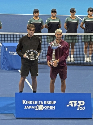 0F5318ED-A749-42DA-AE97-910EDB610981