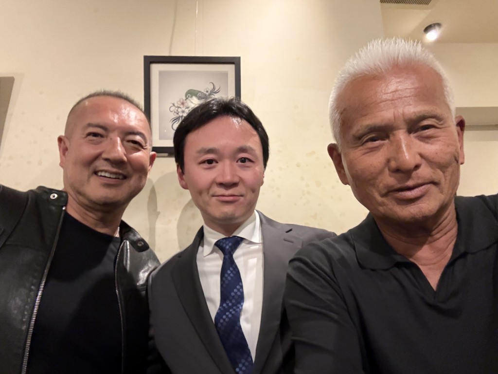 ACF609C2-F314-4493-8F83-66E103B1F19B