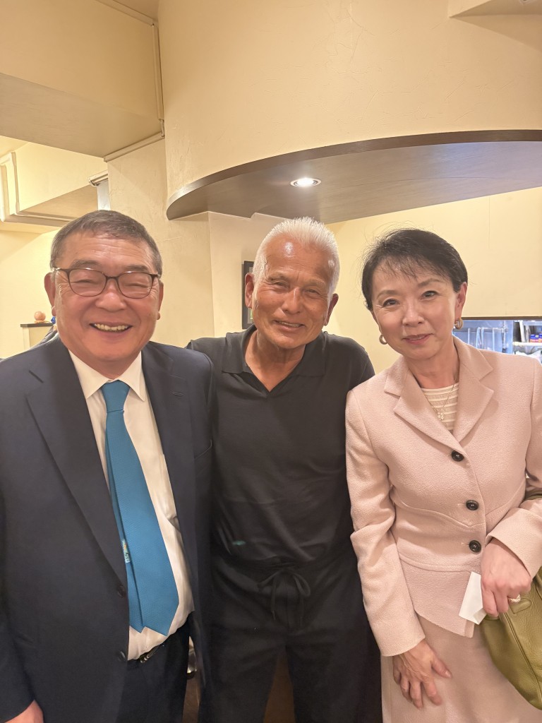 B18C5F2E-E26D-4CAD-AD0D-D9CDB13CD766